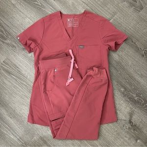 FIGS scrubs - BCA QUARTZ